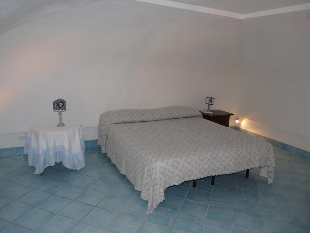 Agenzia Aprea Appartamenti Ponza Extérieur photo